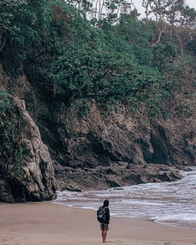 10 Pantai Terpopuler di Kebumen, Wisata Keren Cocok Untuk Healing 