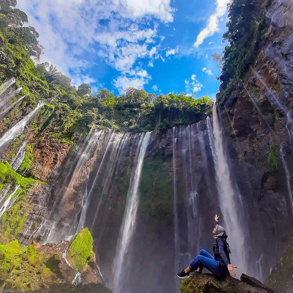 Air Terjun Tumpak Sewu Di Lumajang