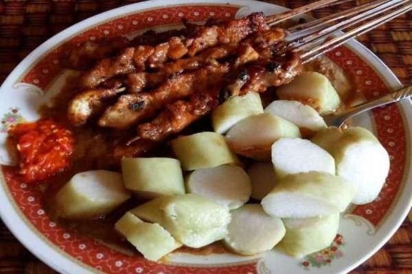 Tempat Makan Legendaris Di Tangerang Yang Tak Lekang Waktu