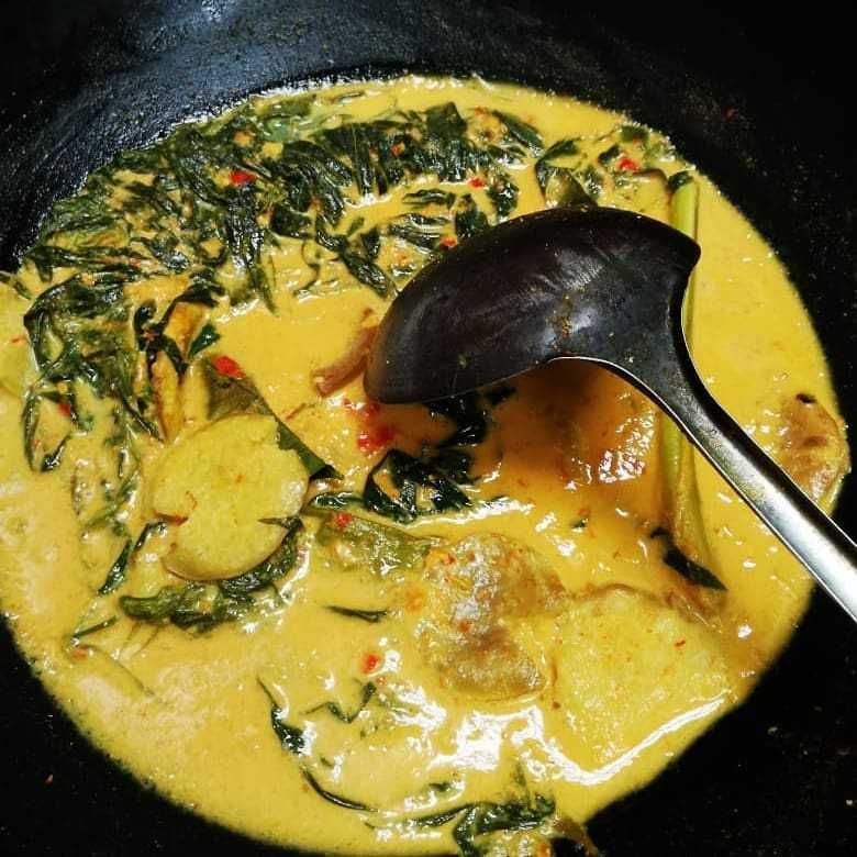 Resep Gulai Jengkol Daun Singkong, Lezat Untuk Menu Akhir Pekan