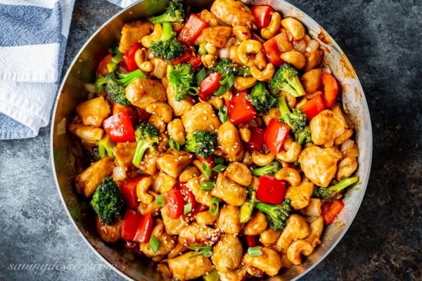 Resep Cashew Chicken ala Farah Quinn, Gurihnya Pecah di Mulut!