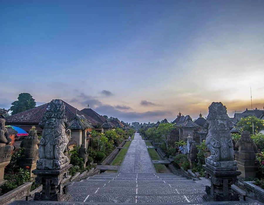 Ciri-ciri Pekarangan Rumah Aura Positif Versi Bali