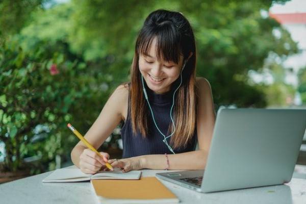 5 Rekomendasi Aplikasi Untuk Belajar Bahasa Asing