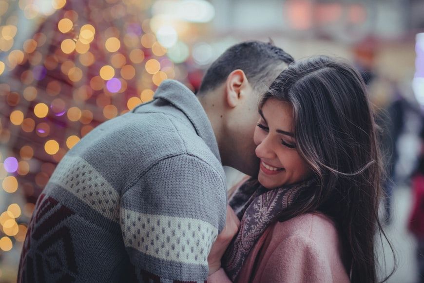 5 Manfaat Positif dari Rutin Merayu Pasangan, Makin Intim dan Bahagia!