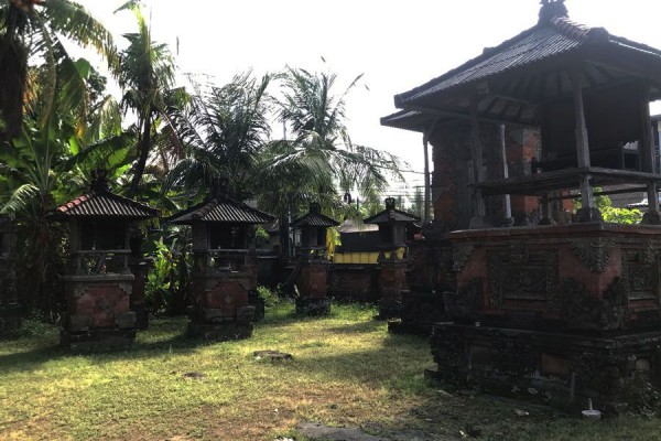 Kisah Pura Dalem Bebetelan Menguntur, Ada Pelinggih Wong Samar