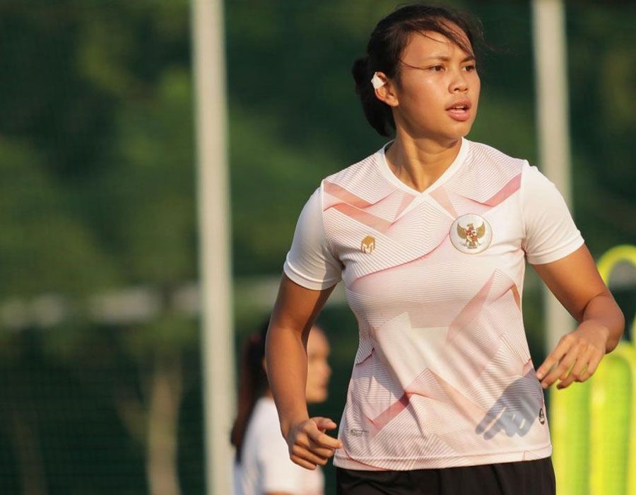 10 Potret Shalika Aurelia, Perempuan Indonesia Pertama di Liga Eropa