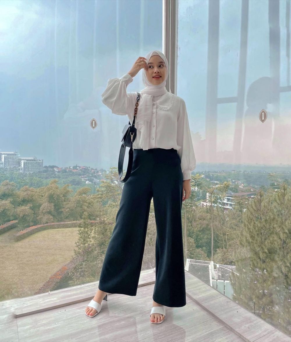 11 OOTD Hijab Untuk Millenials Ala Ananza Prili, Penuh Positif Vibes