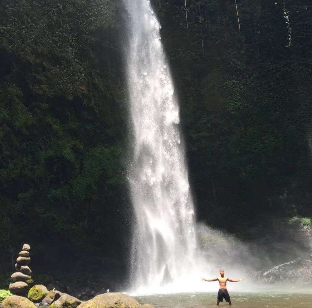 Nungnung Waterfall высота