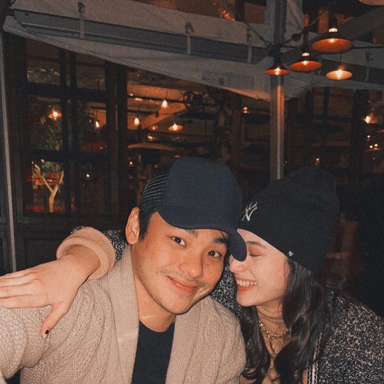 10 Gaya Pacaran Chelsea Islan dan Rob Clinton