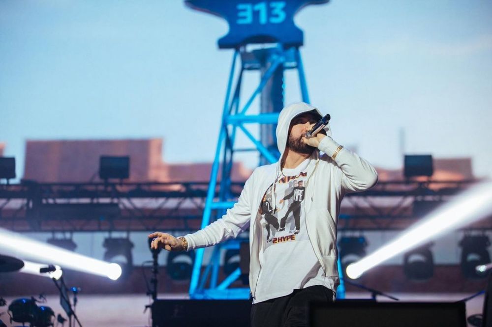 10-fakta-unik-rapper-eminem-pernah-jadi-korban-bullying
