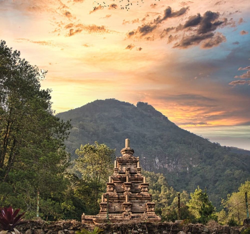 5 Fakta Candi Gedong Songo, Candi yang Berada di Lereng Gunung Ungaran