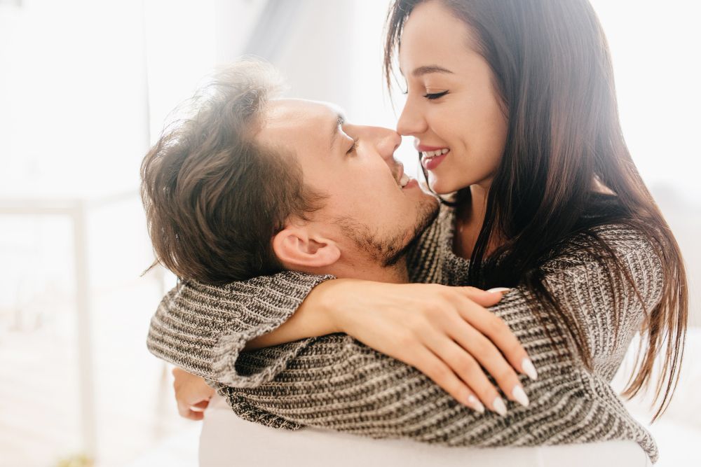 5 Tips Menggunakan Es Batu saat Berhubungan Seks