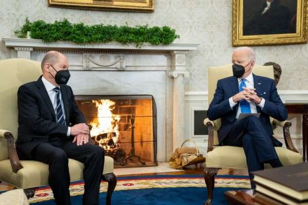 Joe Biden Bahas Krisis Ukraina Saat Menjamu Kanselir Jerman