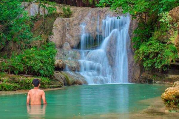 Pantai Watu Lumbung | 5+Tempat Healing di Jogja yang Sepi dan Murah