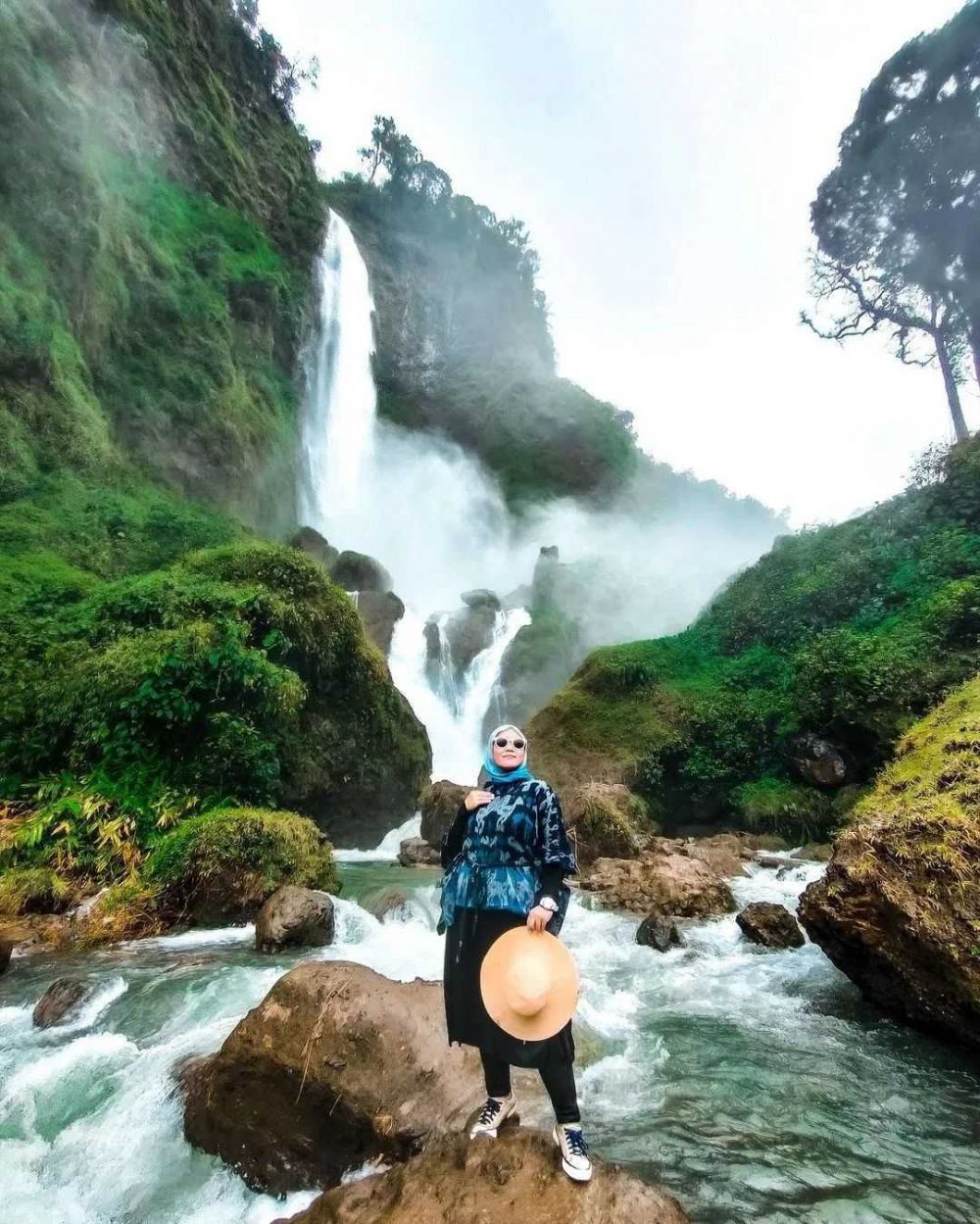 9 Panorama Indah Curug Citambur Air Terjun Megah Di Cianjur