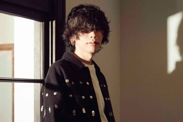 12 Lagu Kenshi Yonezu Ini Cocok Didengar Kala Hujan