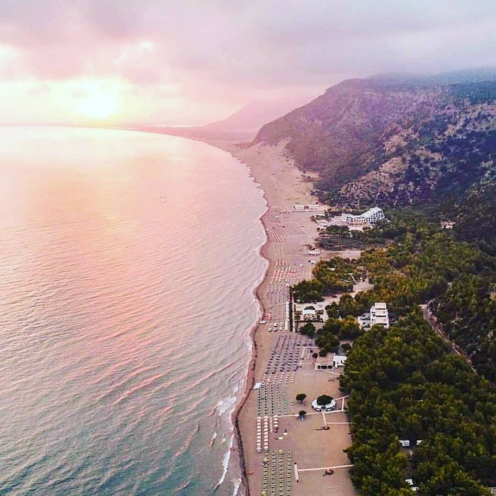 10 Pantai Keren yang Wajib Kamu Kunjungi di Albania, Memesona! 