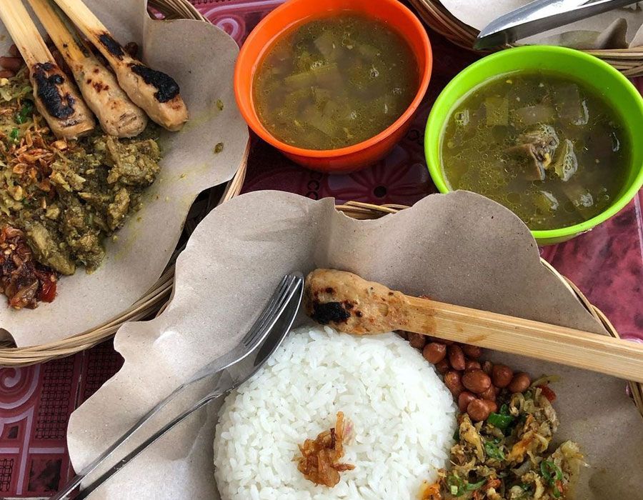 6 Warung Nasi Lawar Bali Halal di Denpasar