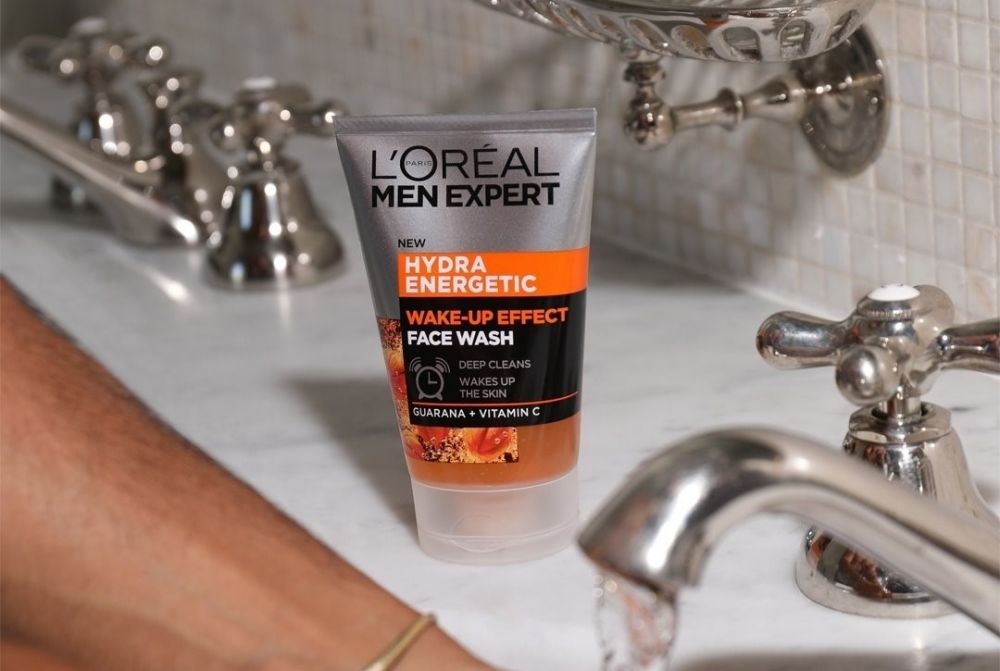 5 Rekomendasi Facial Wash Pria untuk Kulit Kering