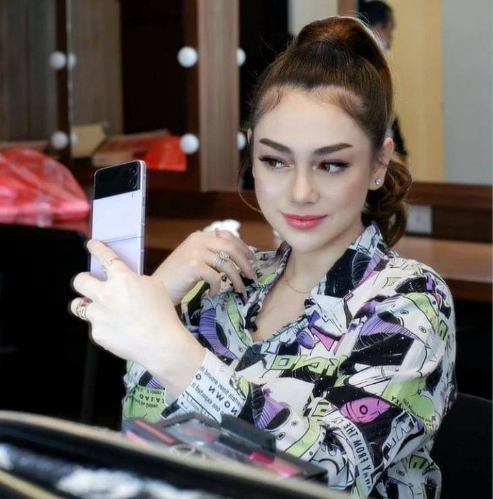 Artis Wanita Yang Awet Muda Menginjak Usia 30 Di Tahun 2022