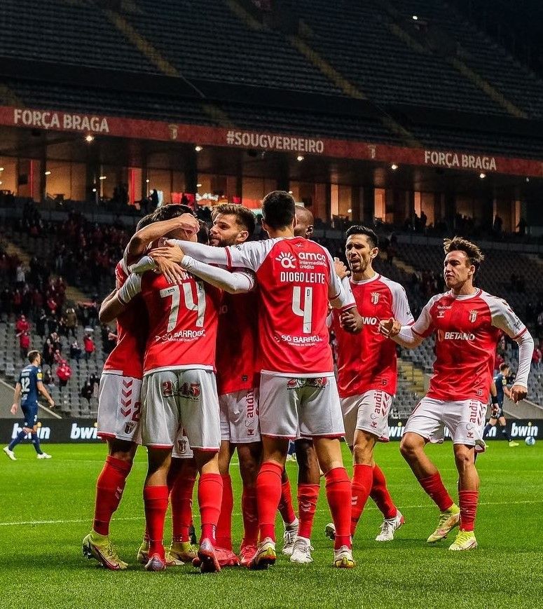 Прямая трансляция спортинг. Braga vs Arouca. Sporting Braga resmi.