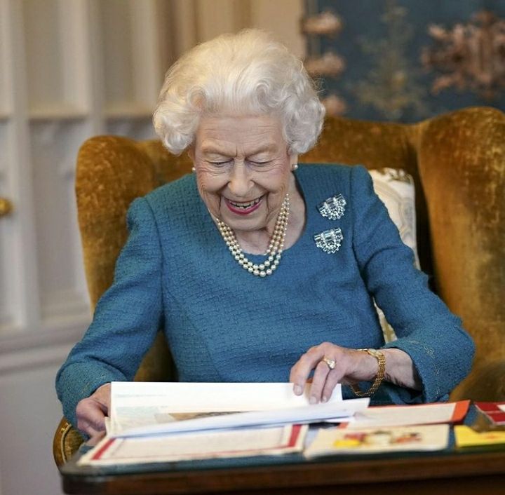 Happy Birthday Queen Elizabeth II yang ke 96 Tahun! 