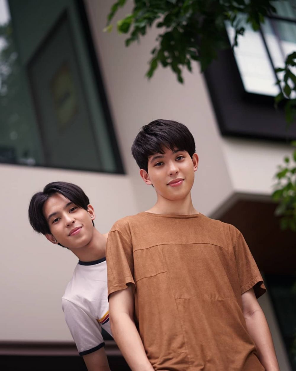 10 Unique Facts about the Millionmas Twins, AJ Chayapol and JJ Chayakorn 