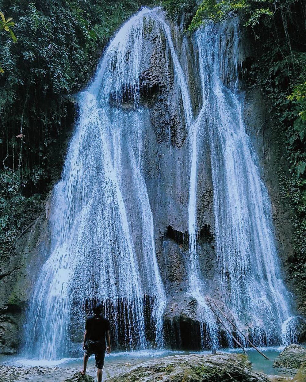 5 Wisata Air Terjun di Bone, Eksotis dan Bernilai Sejarah  