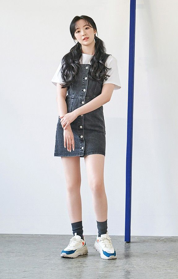 13 Shuhua (G)I-DLE's Girly Outfit Inspirations, Catchy and Trendy