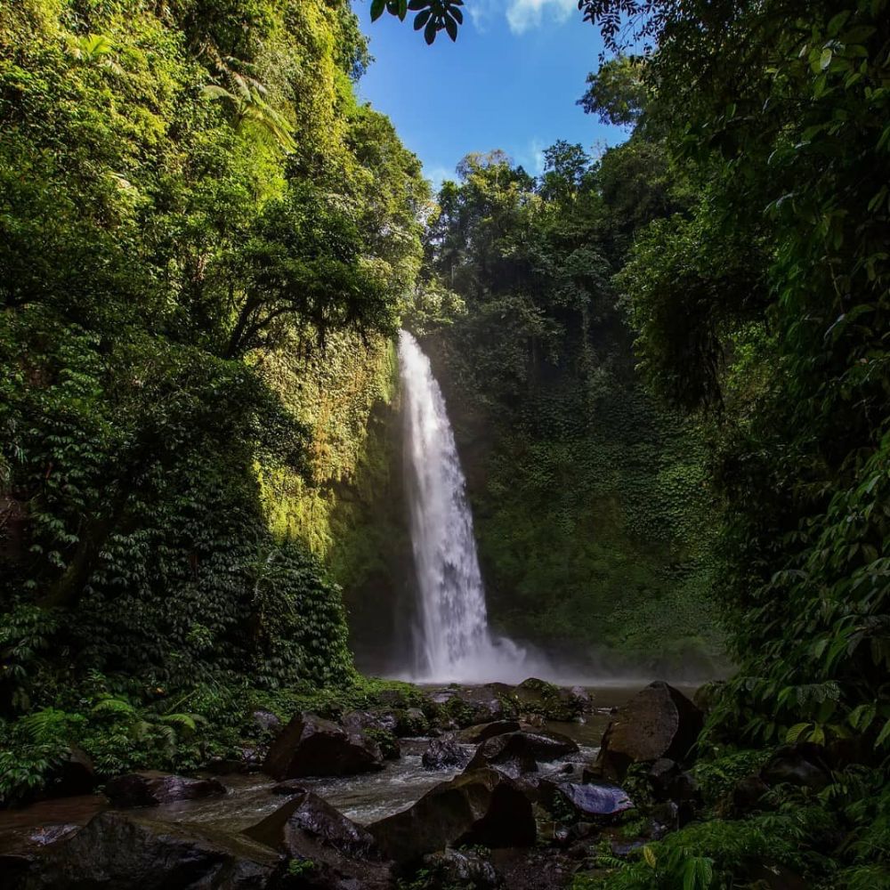 Pesona Alam Air Terjun Nungnung: Keindahan Tersembunyi di Barat Bali