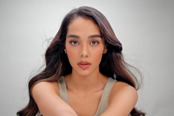 9 Potret Naelah Alshorbaji Miss Earth Filipina 2021, Auranya Memancar!
