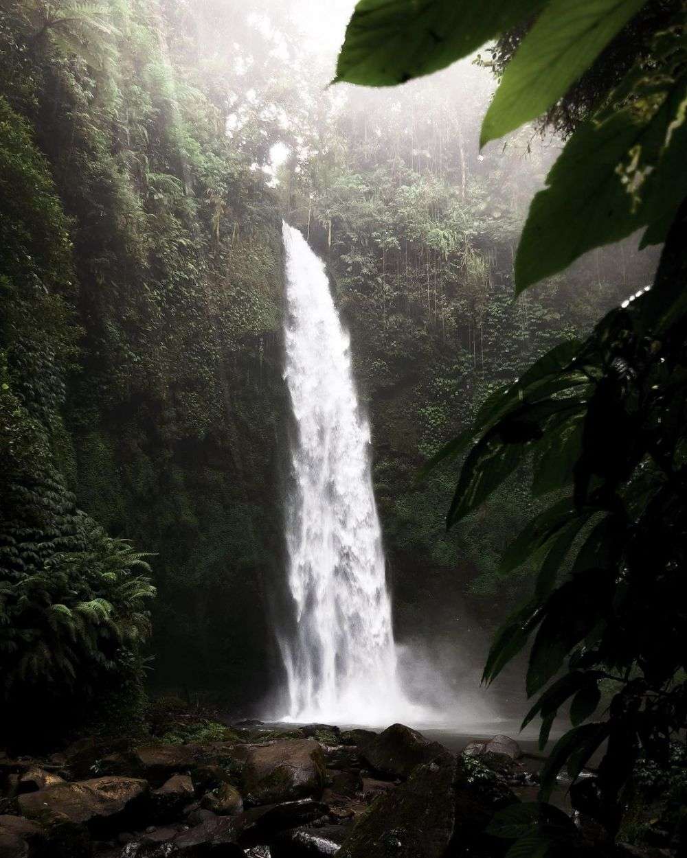 Nungnung Waterfall высота