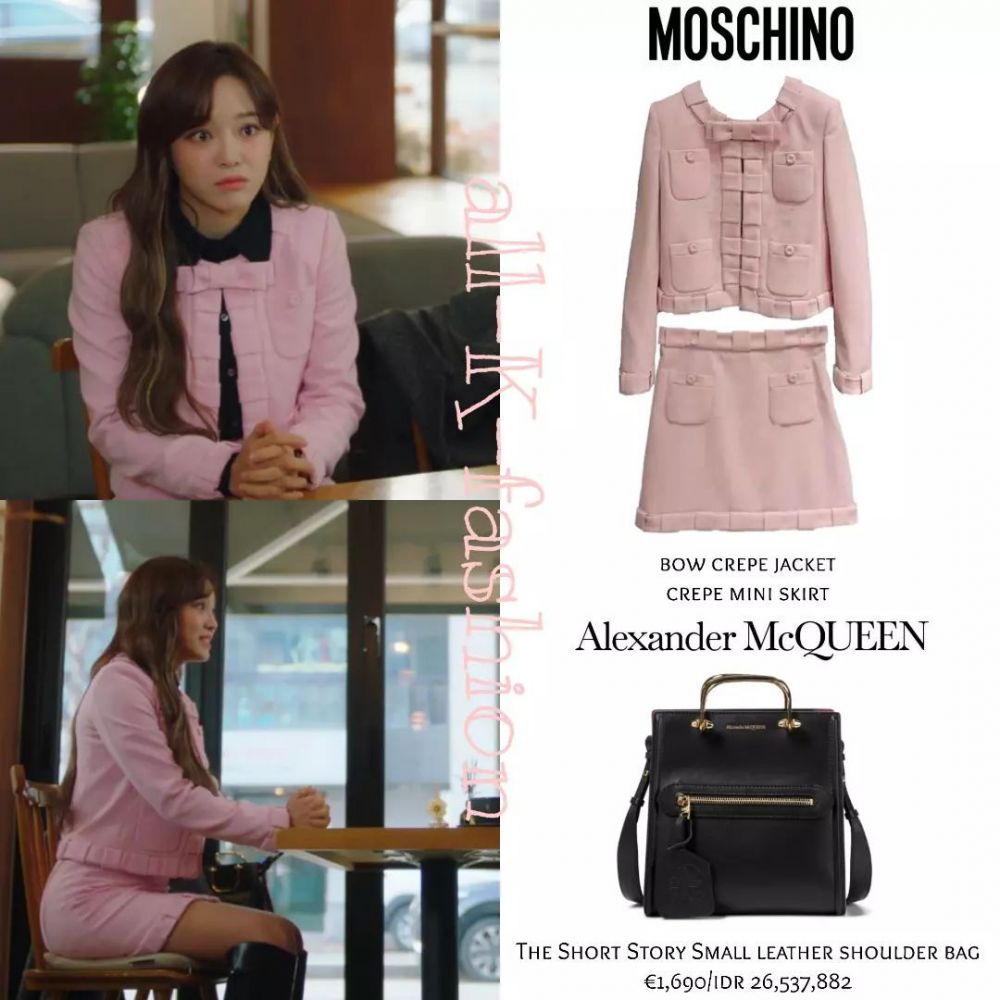 15 Harga Tas Kim Se Jeong di Business Proposal (Part 1) 15 Harga Tas Kim Se Jeong di Business Proposal (Part 1)