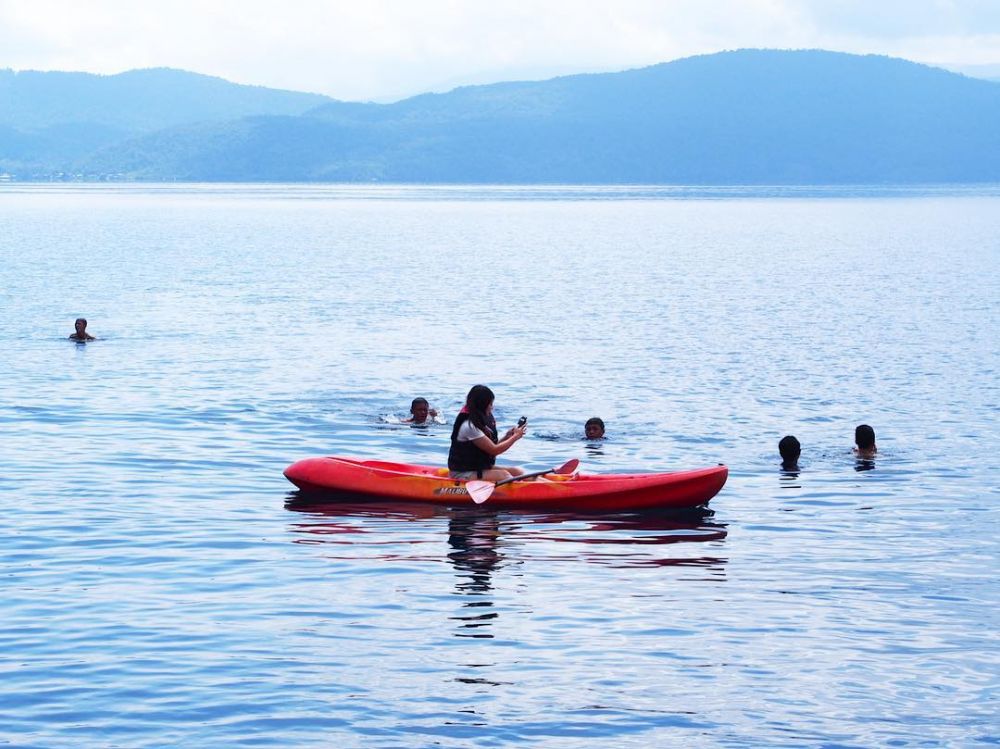 Pesona Danau Matano