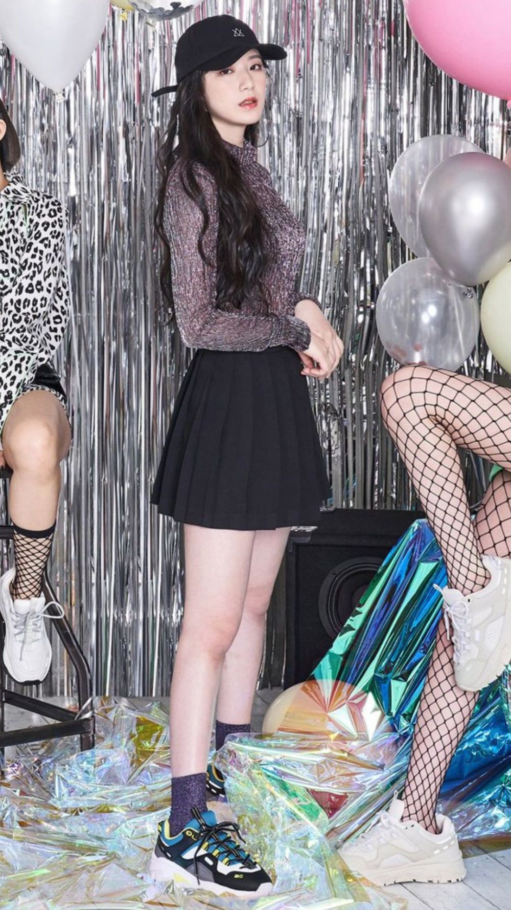 13 Shuhua (G)I-DLE's Girly Outfit Inspirations, Catchy and Trendy