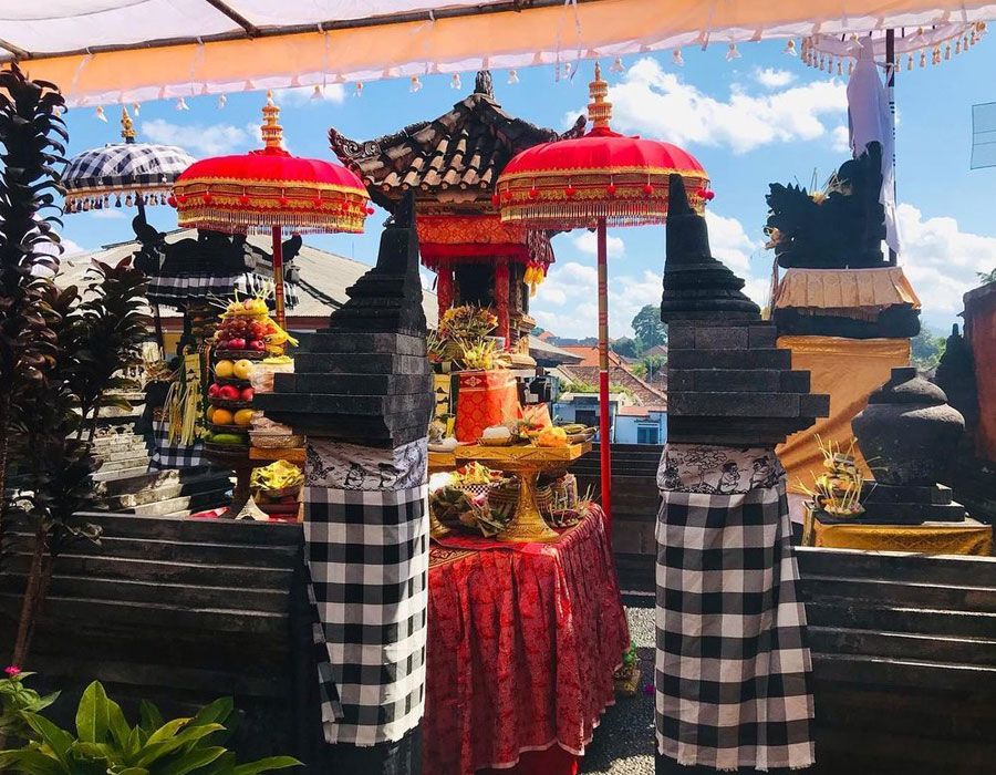 Apa Itu Hari Buda Cemeng Klawu di Bali