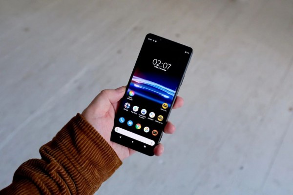 5 Smartphone Terbaik Versi PhoneArena Maret 2022 , Layak Beli!