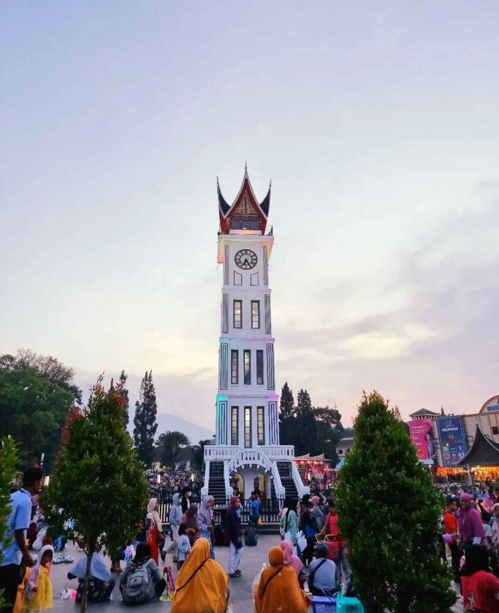 Potret Jam Gadang Di Bukittinggi Mirip Big Ben Di London