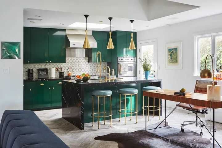 Luxurious and Elegant, 9 Kitchen Designs with All-Gold Accents