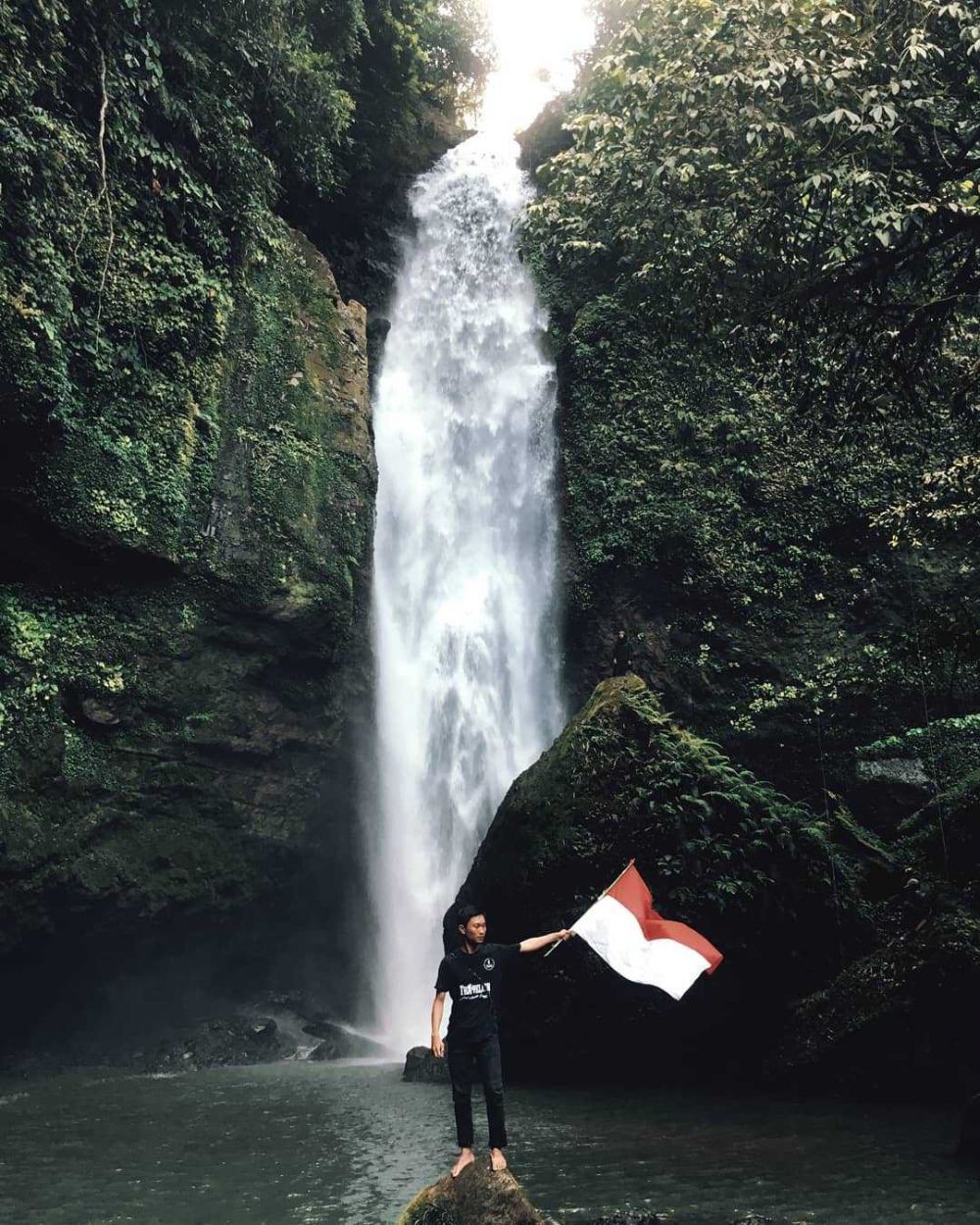 Air Terjun Lawean: Surga Tersembunyi di Jawa Timur yang Memikat Hati