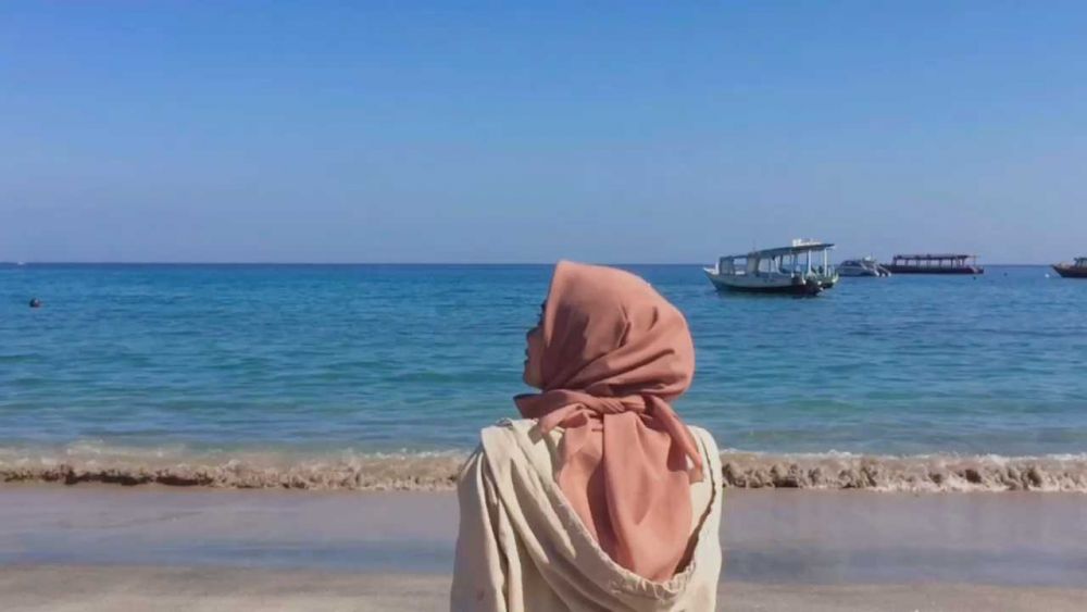 Berlibur ke Pantai Pandanan di Lombok Utara