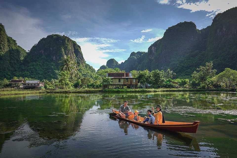 10 Potret Desa Wisata Rammang-Rammang Di Sulawesi, Indah!