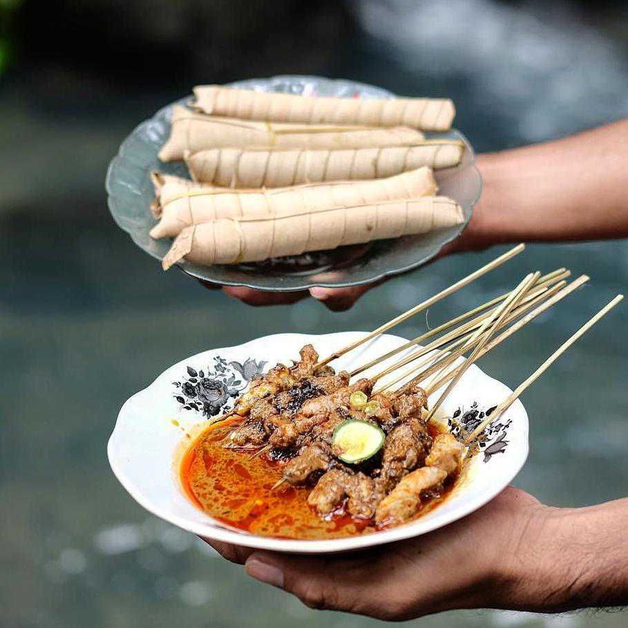 Sate Ayam Legendaris: 5 Rahasia Cita Rasa yang Tak Tertandingi