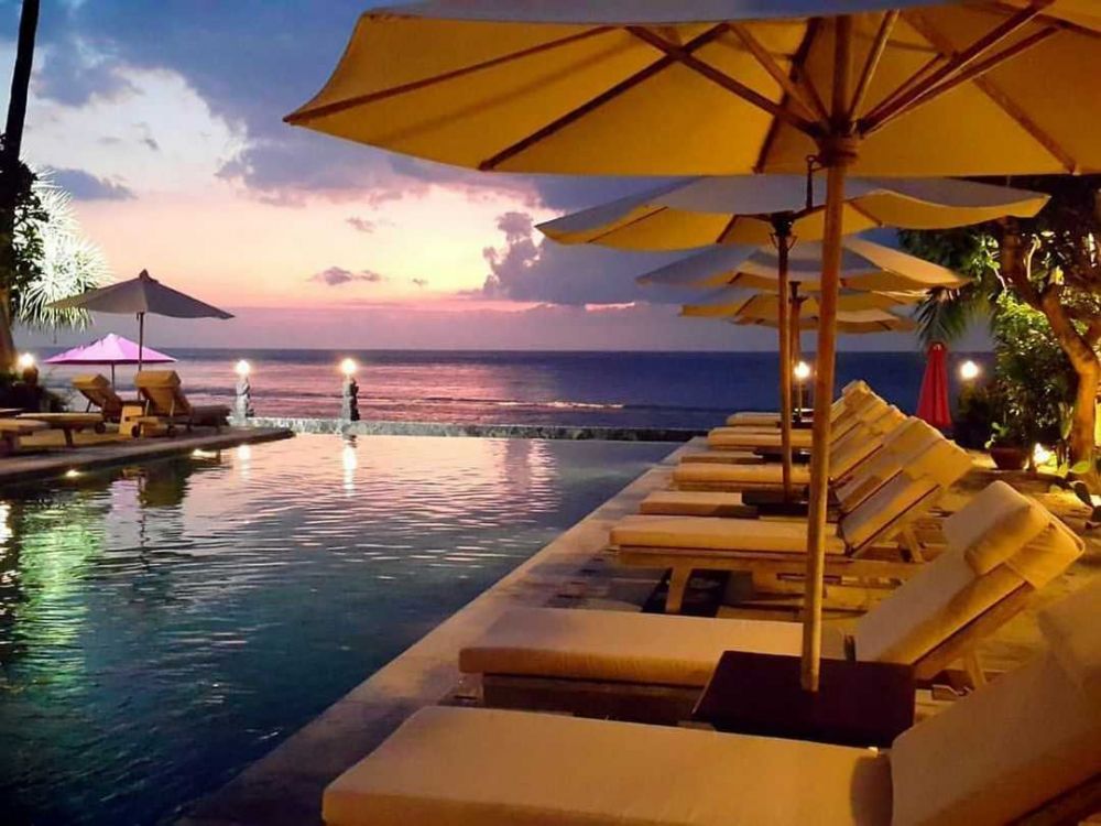 5 Vila Mewah di Lombok yang Memiliki Fasilitas Infinity Pool