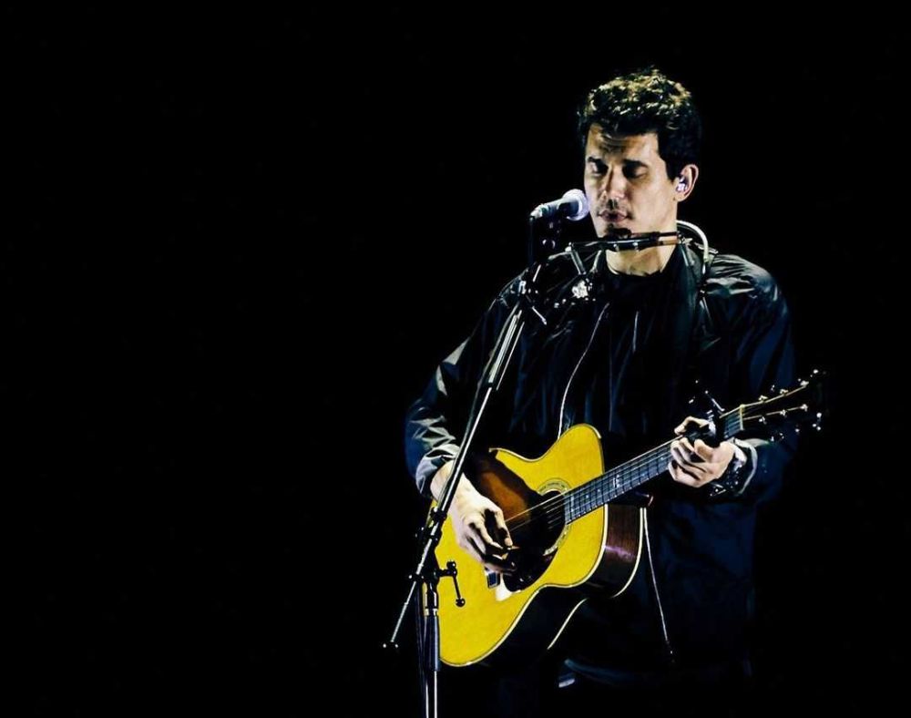 10 Pesona John Mayer Main Gitar di Atas Panggung