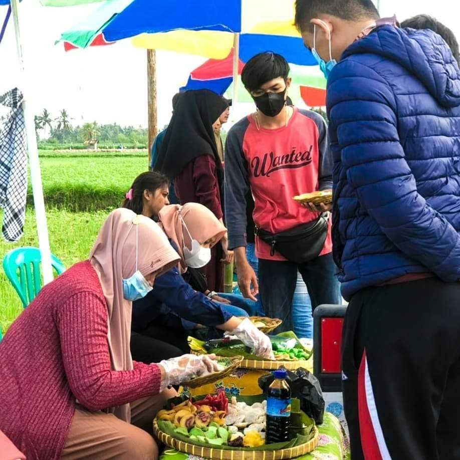 Pesona Keindahan Desa Tempos di Lombok Barat yang Bikin Mata Adem