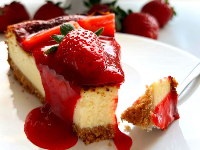 Cheesecake Roman Meyveli