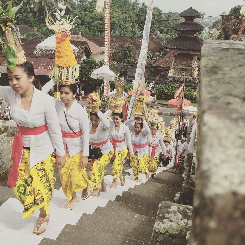 Referensi Ucapan Hari Raya Galungan dan Kuningan Bahasa Bali