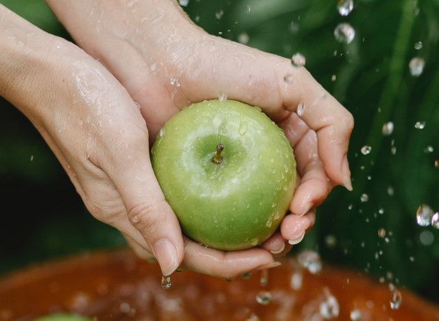 7 Hal Penting saat Mengonsumsi Apel, Jangan Asal Makan!