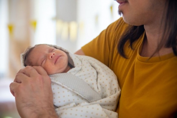 5 Cara Merawat Bayi Prematur agar Tetap Sehat, Butuh Ketelatenan!